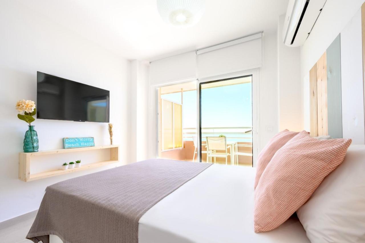 Апартаменты Stella Maris Spectacular Sea, Terrace & Pool By 10Tosea Фуэнхирола Экстерьер фото